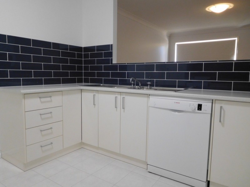 4/11 Herbertson Road, Carina Heights QLD 4152