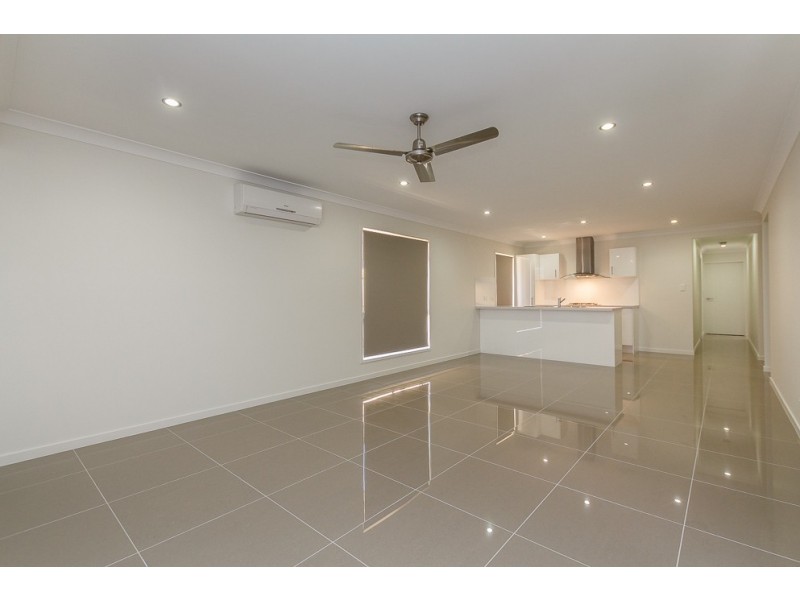 13 Bayes Road, Logan Reserve QLD 4133