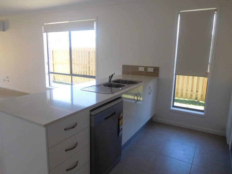 13 Bayes Road, Logan Reserve QLD 4133