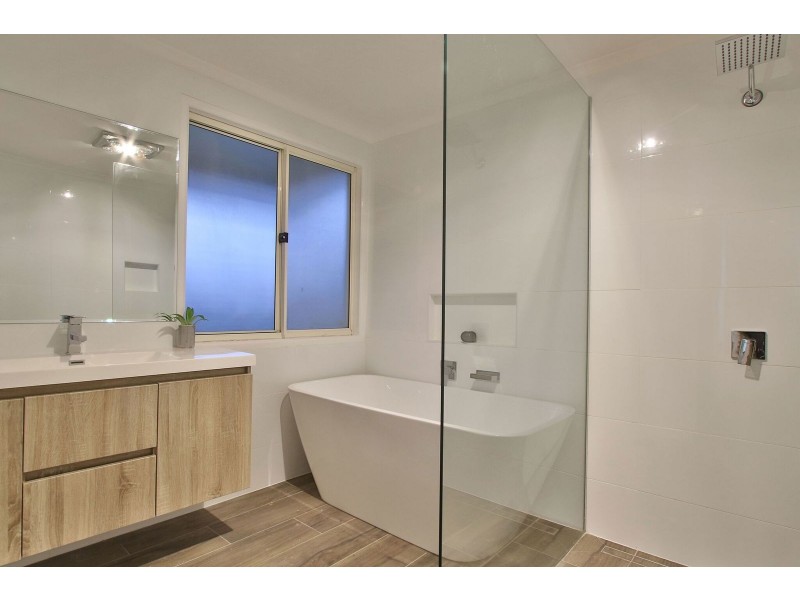 80 Nudgee Road, Hamilton QLD 4007