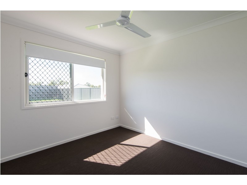 2/6 Sapphire Street, Brassall QLD 4305