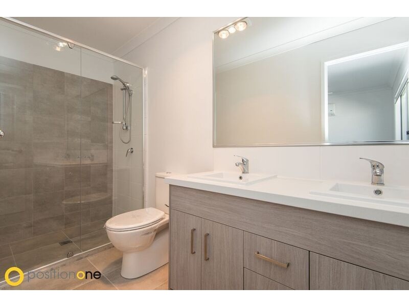 7 Silvertop Crescent, Springfield Lakes QLD 4300