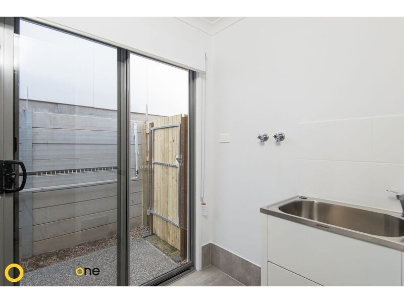 7 Silvertop Crescent, Springfield Lakes QLD 4300