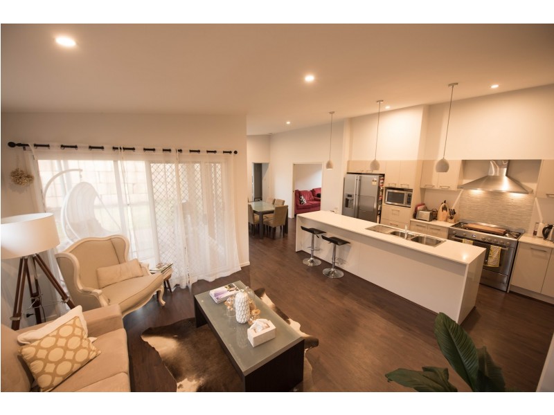 19 Cootharaba Crescent, Warner QLD 4500