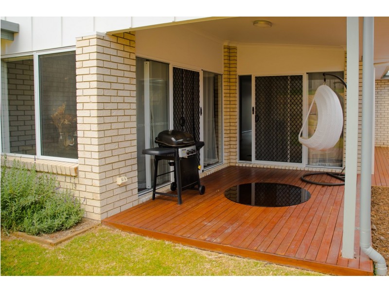 19 Cootharaba Crescent, Warner QLD 4500