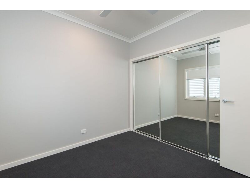 2/9 Bartlett Street, Morningside QLD 4170
