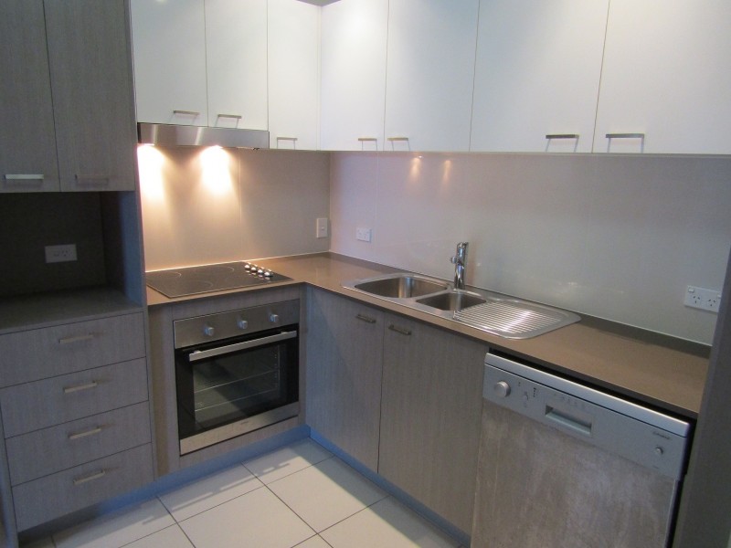 7/11 Riding Road, Hawthorne QLD 4171