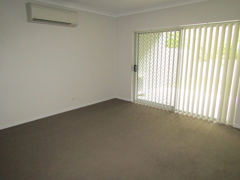 2/37 Palmer Street, Greenslopes QLD 4120