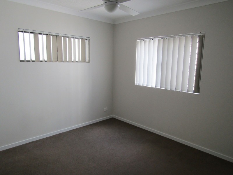 2/37 Palmer Street, Greenslopes QLD 4120