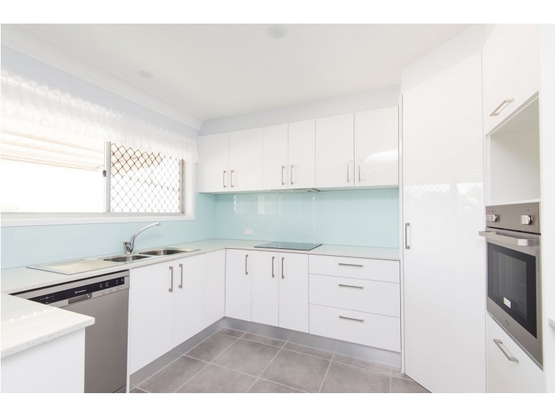 2 Brunel Street, Kippa-ring QLD 4021