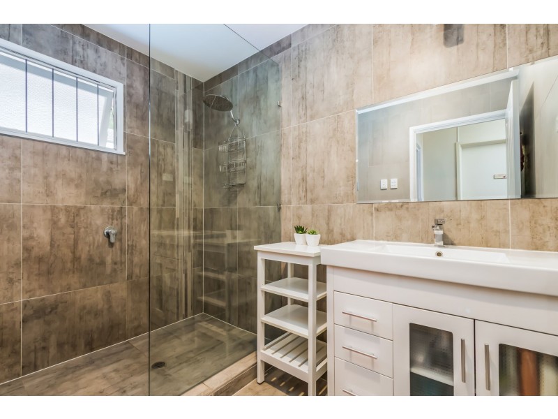 181 Mayfield Road, Moorooka QLD 4105