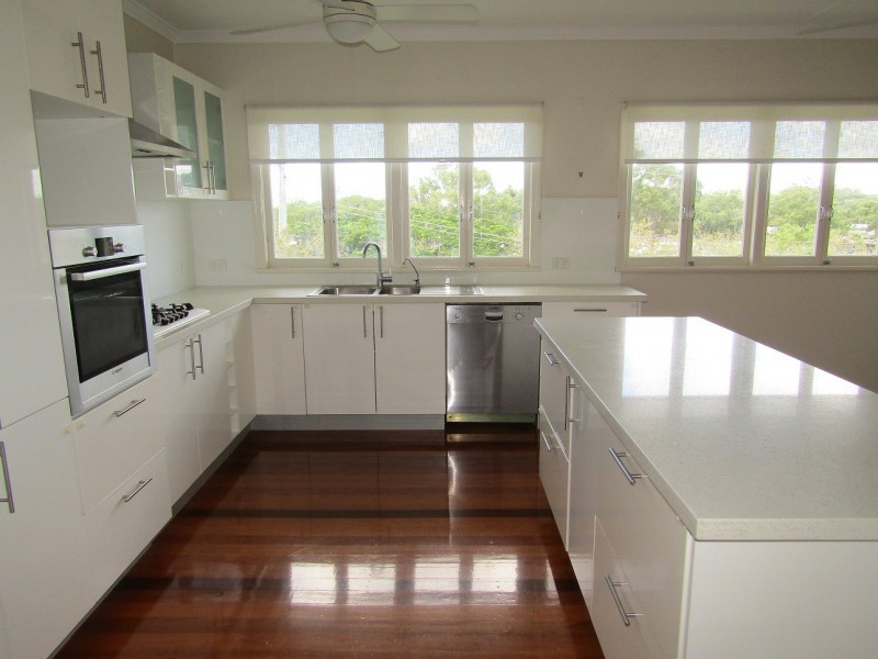 51 Paramount Terrace, Seven Hills QLD 4170