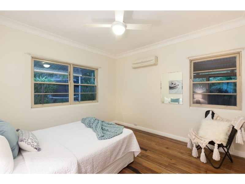 75 Junction Road, Morningside QLD 4170
