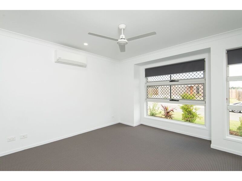 8 Narella Street, Collingwood Park QLD 4301