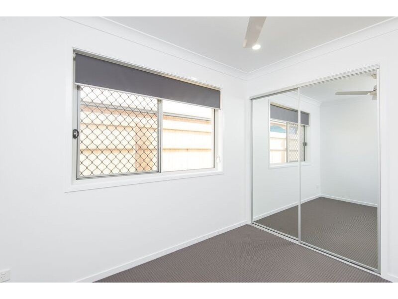 8 Narella Street, Collingwood Park QLD 4301