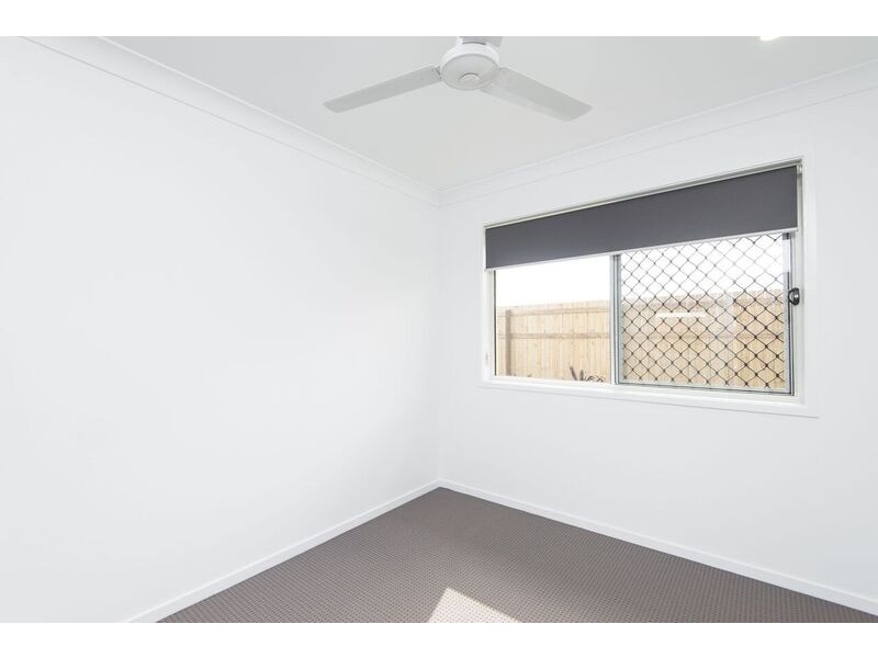 8 Narella Street, Collingwood Park QLD 4301