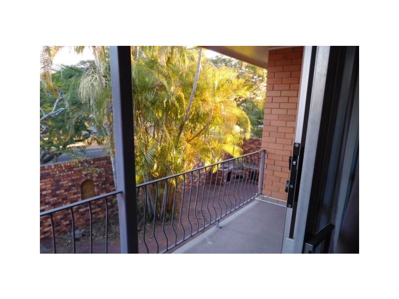 4/36 Chaucer Street, Moorooka QLD 4105