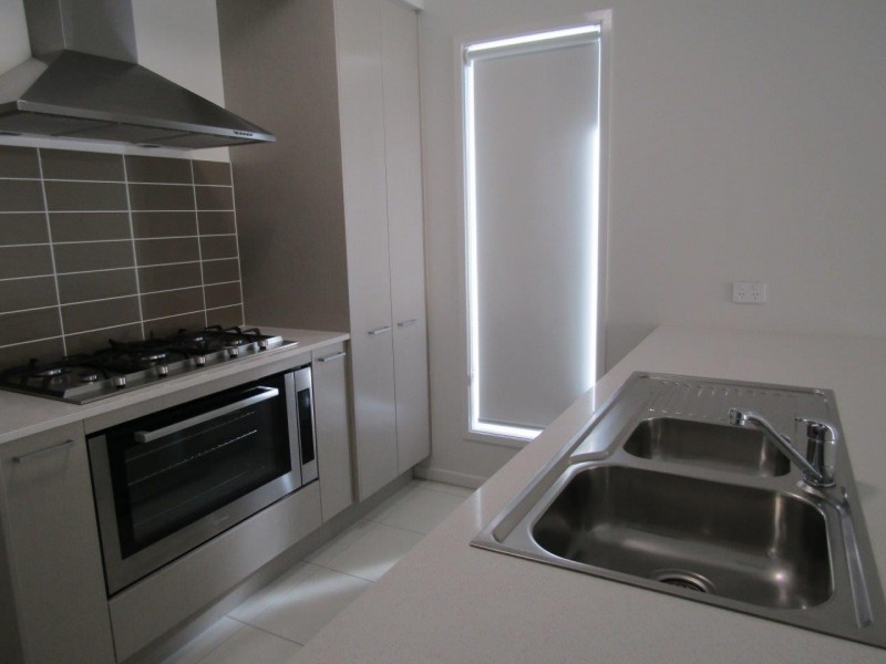 60 Colville Street, Greenbank QLD 4124