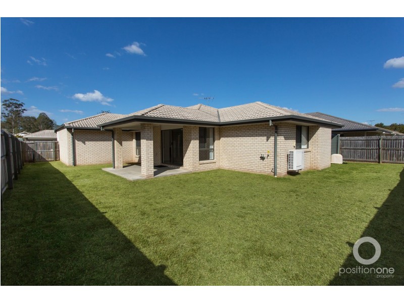 8 Dunne Street, Augustine Heights QLD 4300