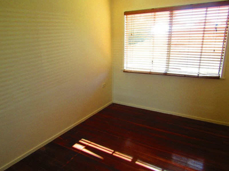 23 Hugh Street, Thorneside QLD 4158