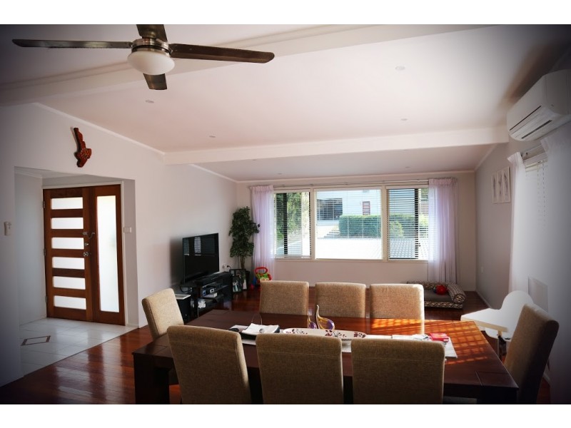 31 Norm Street, Kenmore QLD 4069