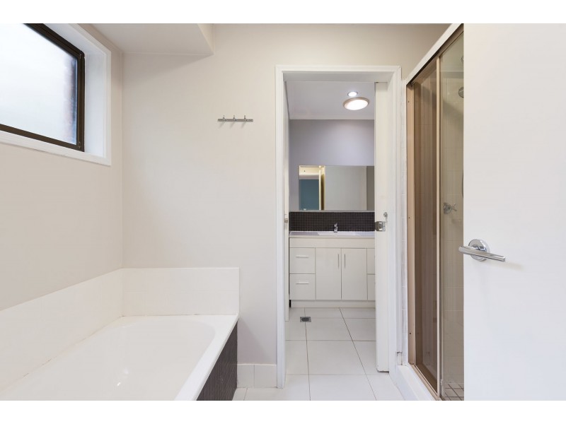 272 Gallipoli Road, Carina Heights QLD 4152