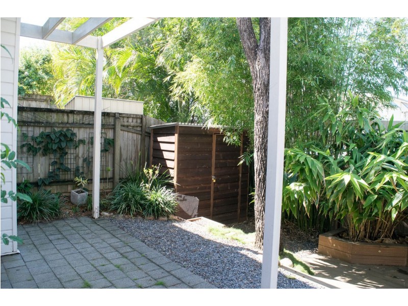 2/20 Venner Road, Annerley QLD 4103