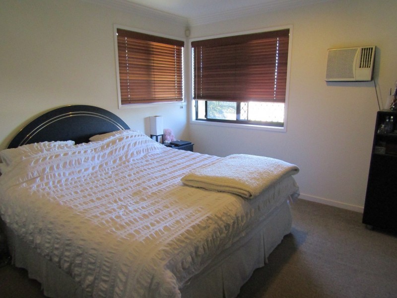 15 Tamarind Place, Stretton QLD 4116