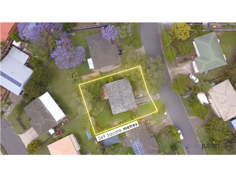 31 Pareena Crescent, Mansfield QLD 4122