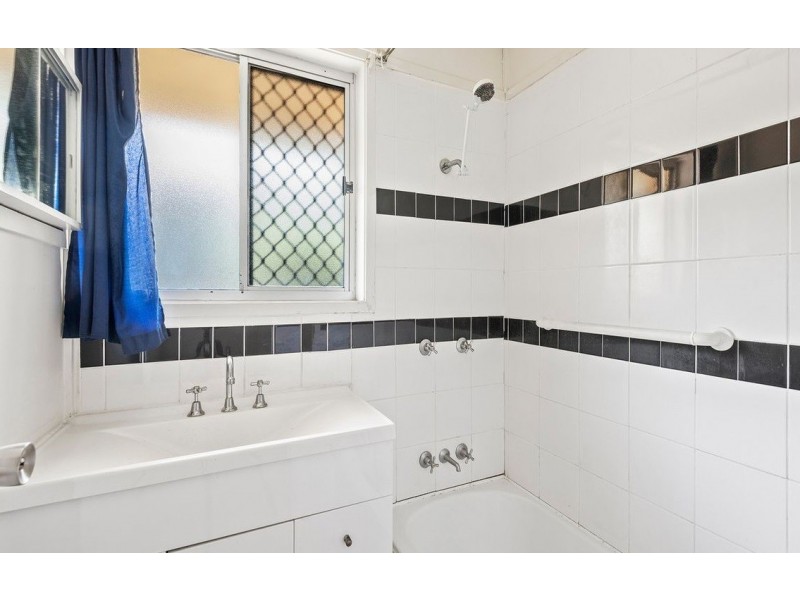 15 Gemstone Crescent, Acacia Ridge QLD 4110