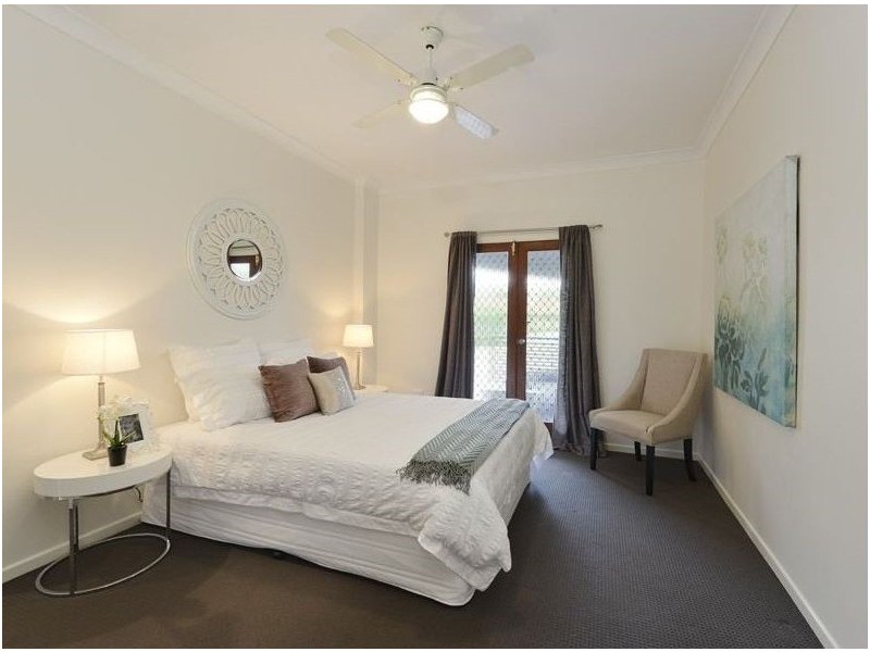 37 Arrowsmith Street, Camp Hill QLD 4152