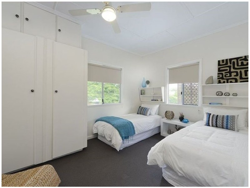 37 Arrowsmith Street, Camp Hill QLD 4152