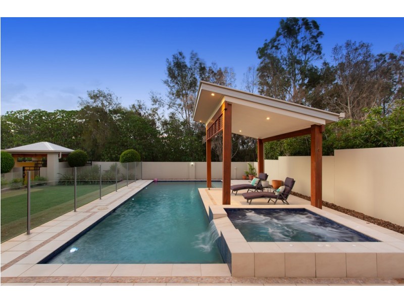 9 Allan Day Drive, Wellington Point QLD 4160