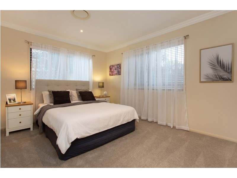 9 Allan Day Drive, Wellington Point QLD 4160