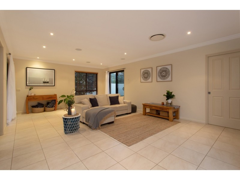 9 Allan Day Drive, Wellington Point QLD 4160