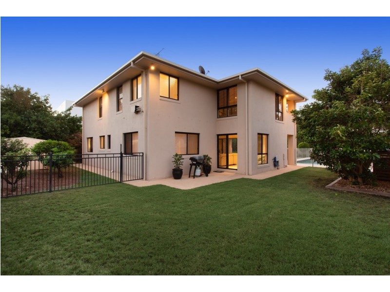 9 Allan Day Drive, Wellington Point QLD 4160