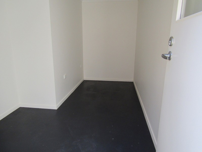 4/8 Oasis Close, Manly West QLD 4179