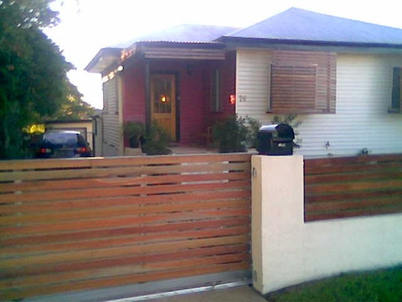 76 Burn Street, Camp Hill QLD 4152