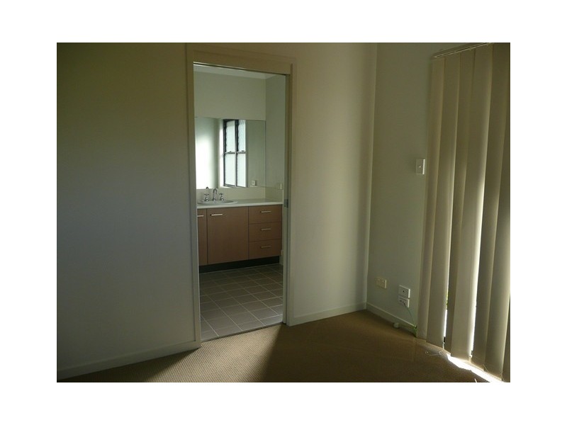 4/33 Paragon Street, Yeronga QLD 4104