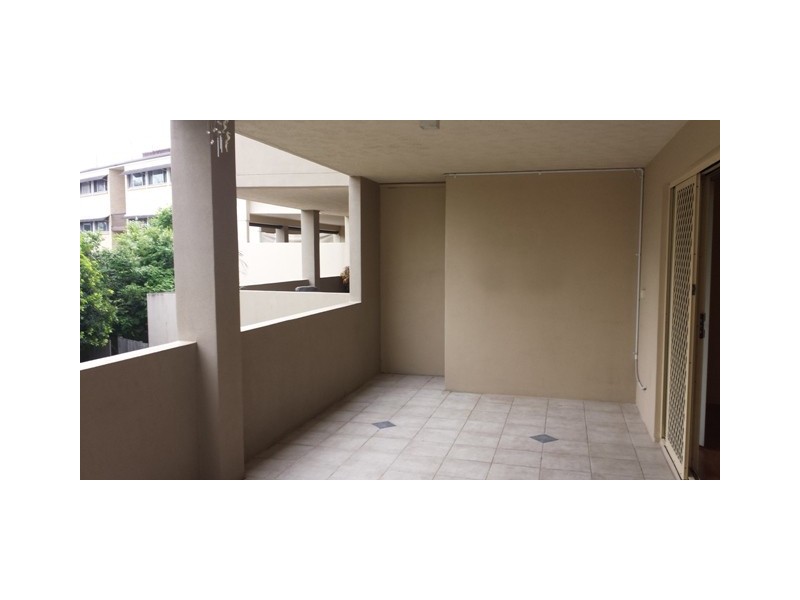 5/4 Bonney Avenue, Clayfield QLD 4011