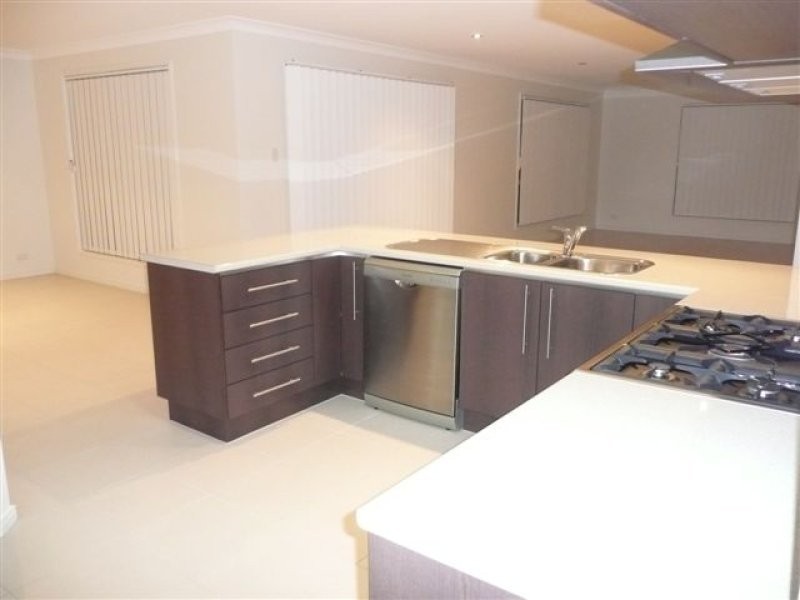 60 Collett Street, Eight Mile Plains QLD 4113