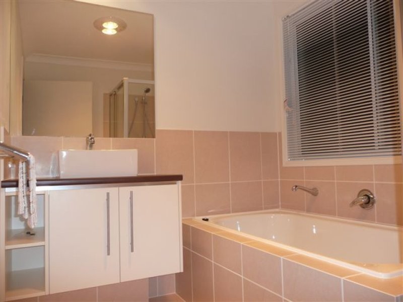 60 Collett Street, Eight Mile Plains QLD 4113