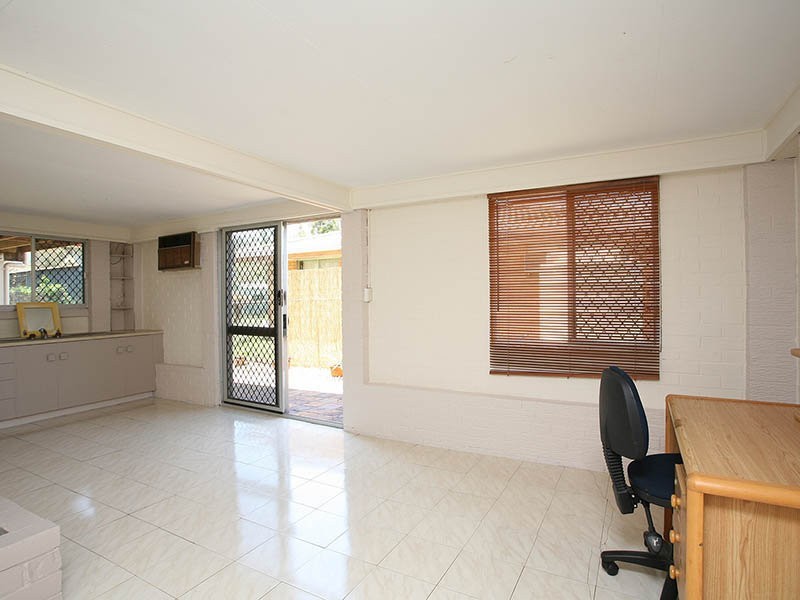 240 Bapaume Road, Holland Park QLD 4121