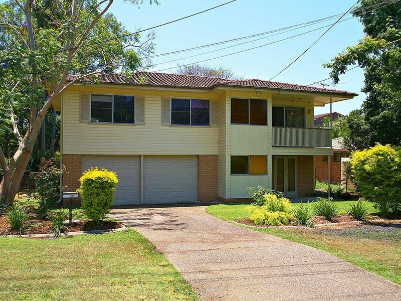 240 Bapaume Road, Holland Park QLD 4121