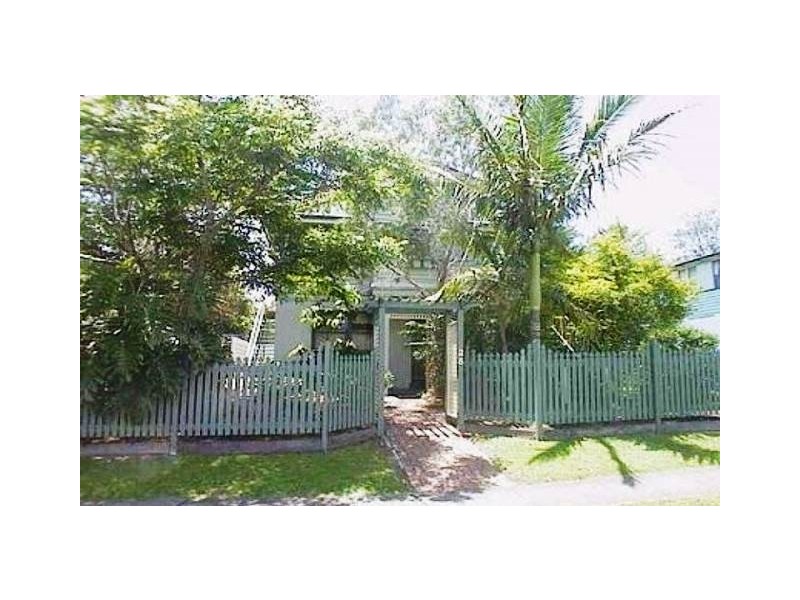 2/28 Macdonald Street, Norman Park QLD 4170