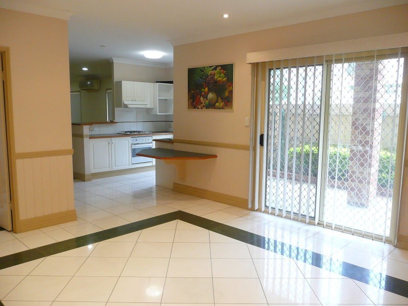 69 Milsom Street, Coorparoo QLD 4151