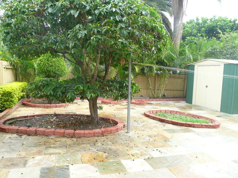 69 Milsom Street, Coorparoo QLD 4151