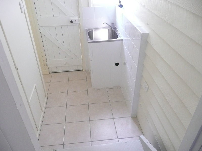 158 Morehead Avenue, Norman Park QLD 4170