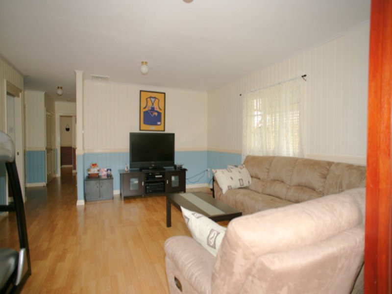 24 Geelong Street, East Brisbane QLD 4169