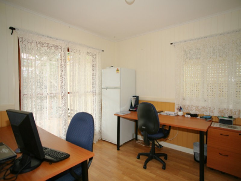 24 Geelong Street, East Brisbane QLD 4169